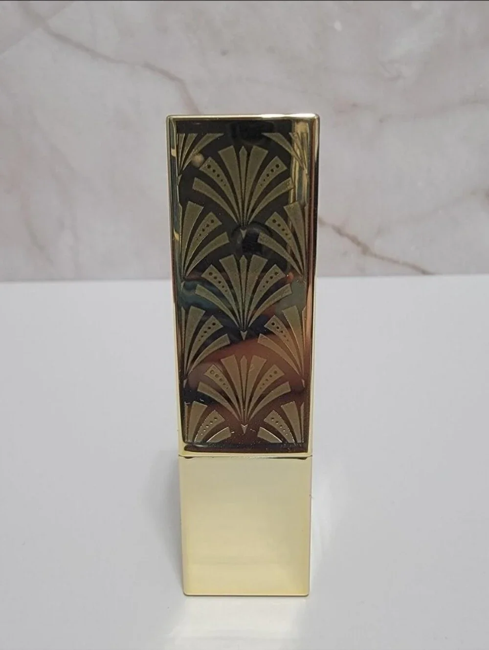 Estee Lauder Limited Edition Luxury Embossed Lipstick - Red Velvet